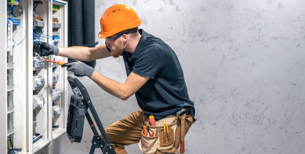 Best Circuit Breaker Repair  in Sarasota Springs, FL