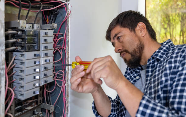 Best Electrician Near Me  in Sarasota Springs, FL